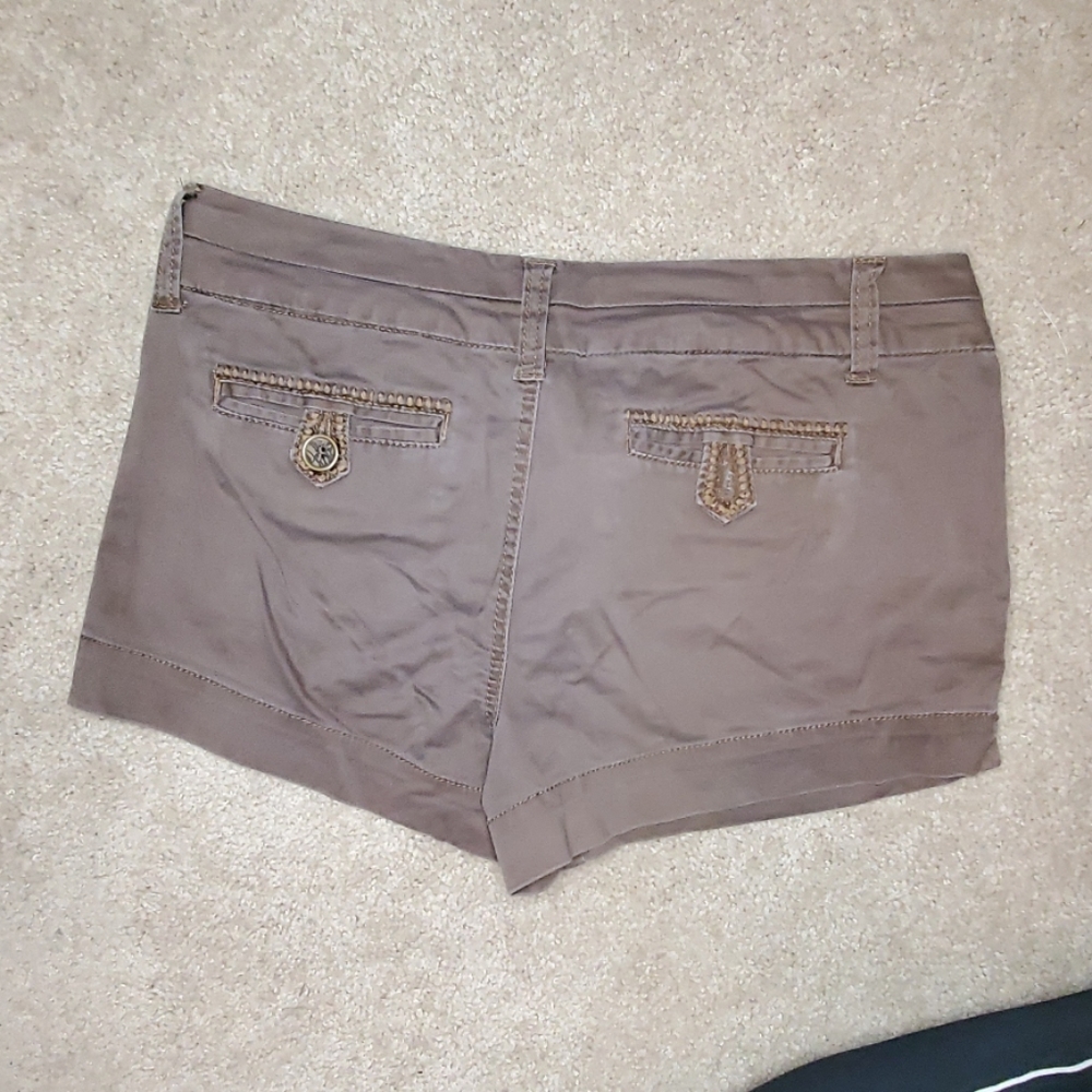 Shorts - Picture 2 of 2